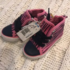 Toddler  high top sneakers in pink zebra